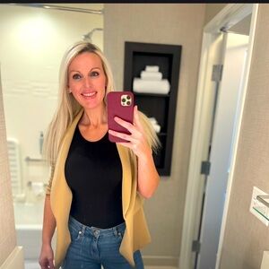 Meet your Posher, Charity